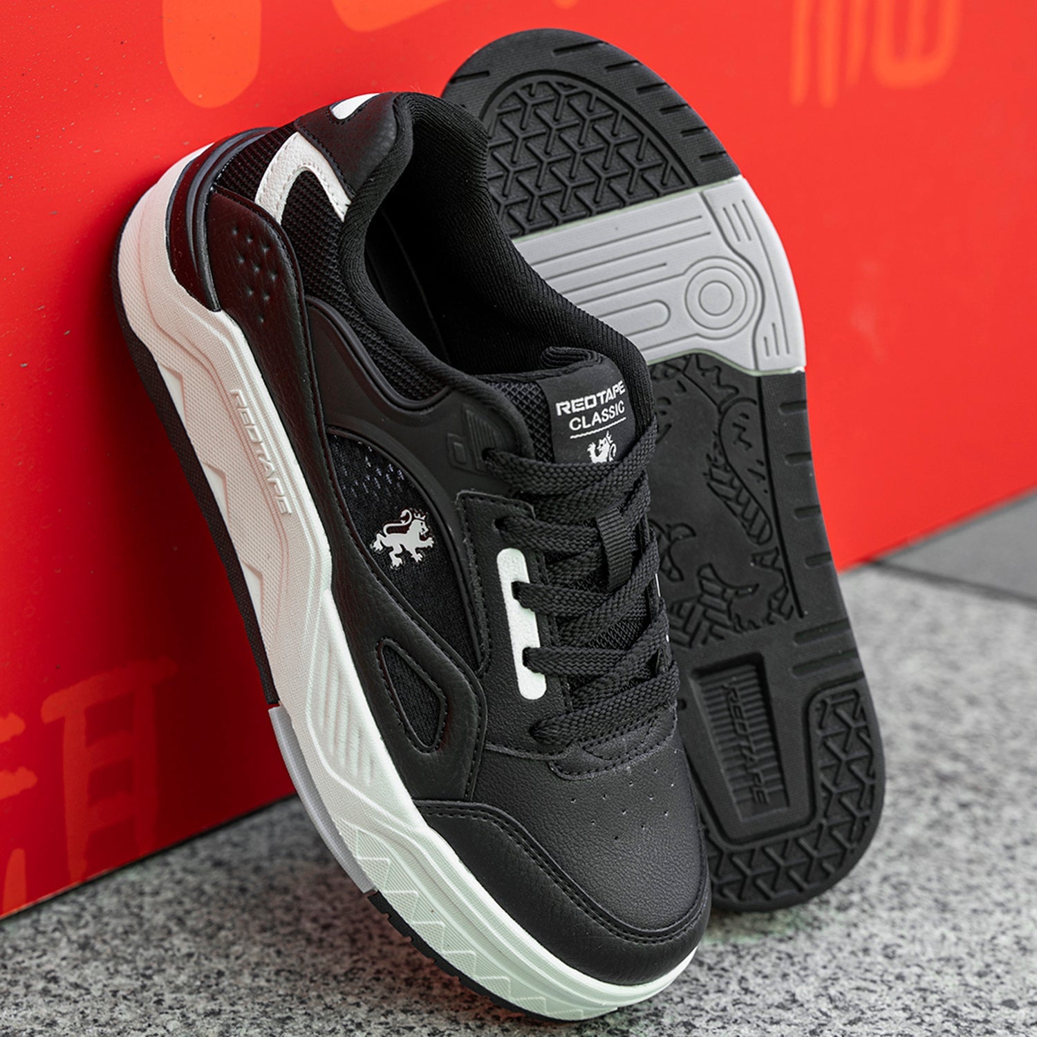 Lifestyle Sneakers Shoes For Women Redtape