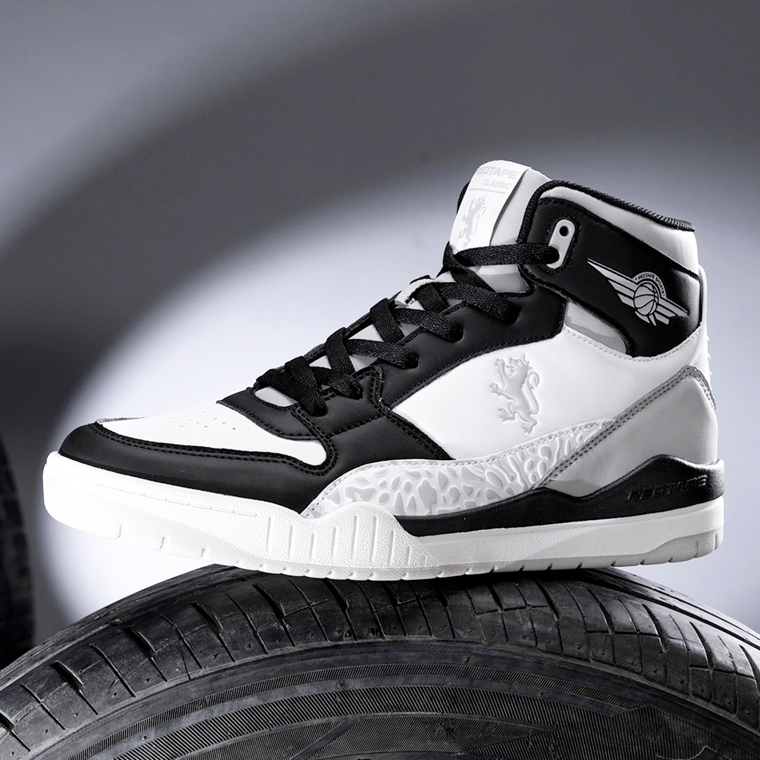 Casual Sneaker Shoes for Men Redtape - Main Image