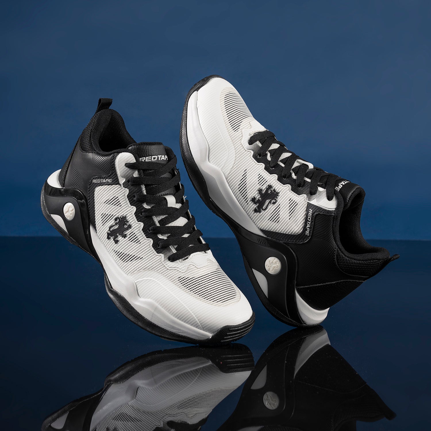 Lifestyle Basketball Shoes for Men Redtape - Main Image