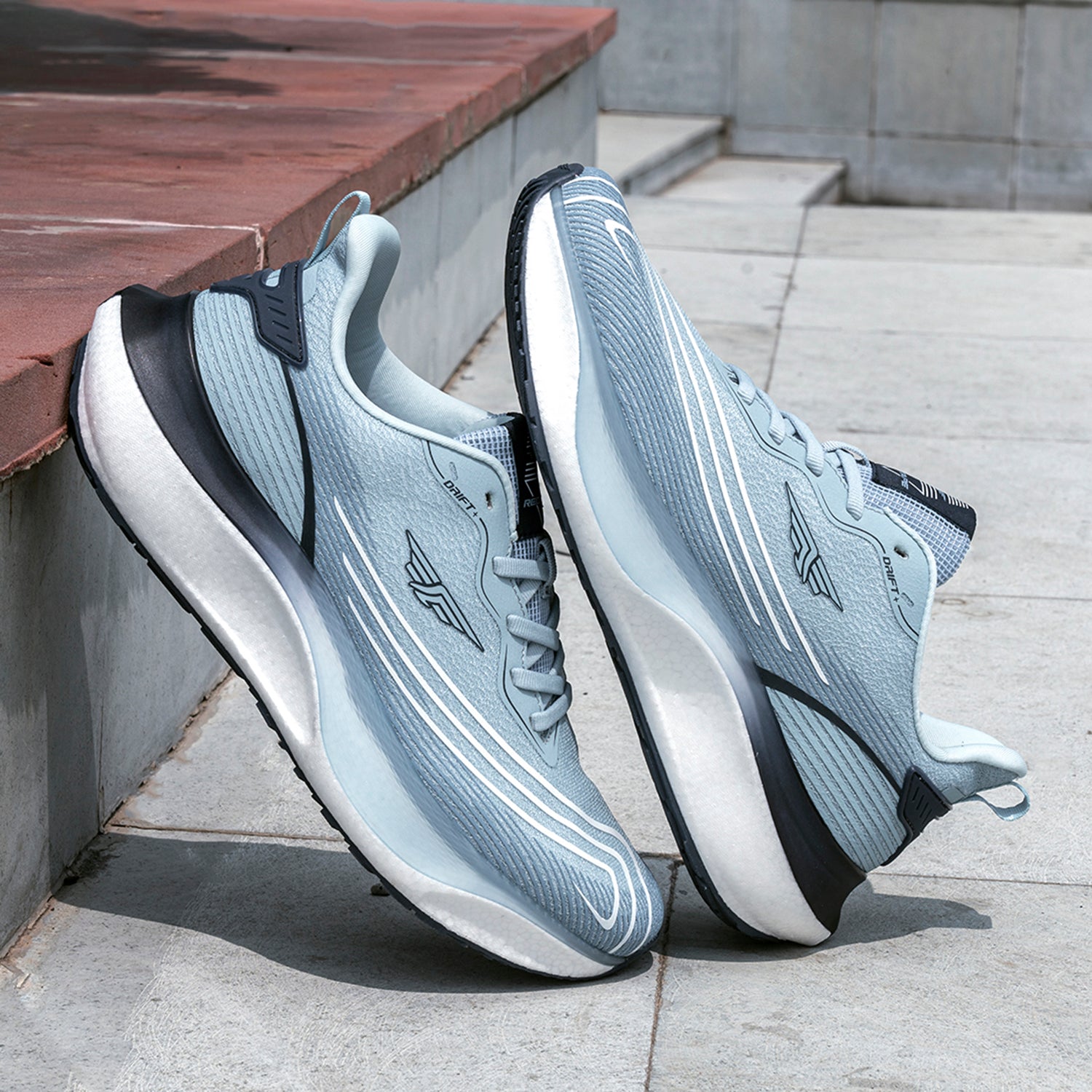 Mens Sneakers Redtape Silver Shoes ETPU Sports Walking Shoes For