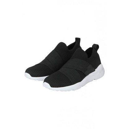 RedTape Men Black Walking Shoes