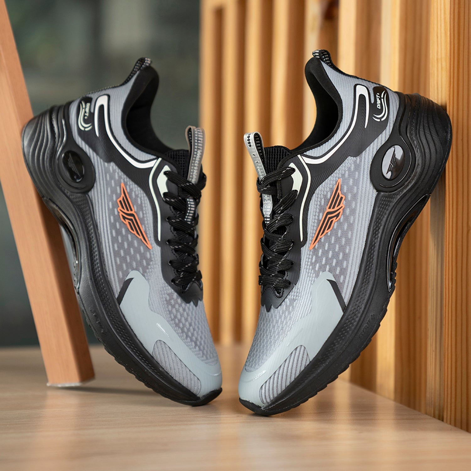 Grey/Black