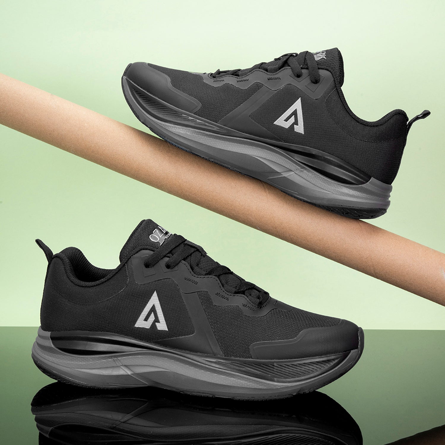 Black/Grey
