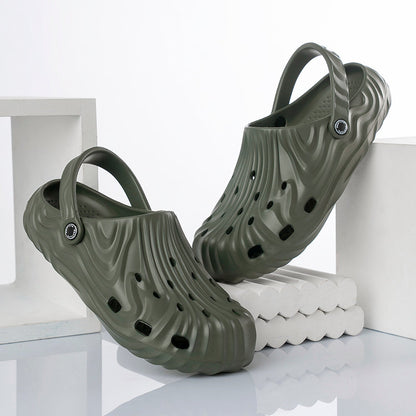 Clogs for Men for Casual Poolside Comfort
