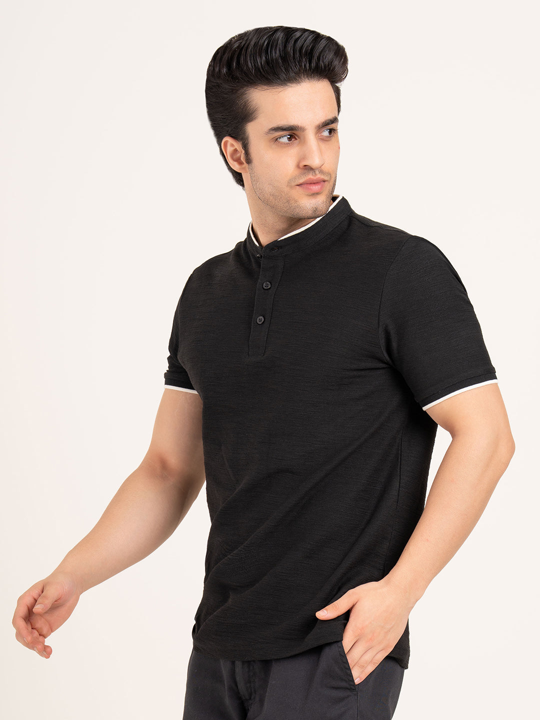 Men’s Structure Henley T-Shirt