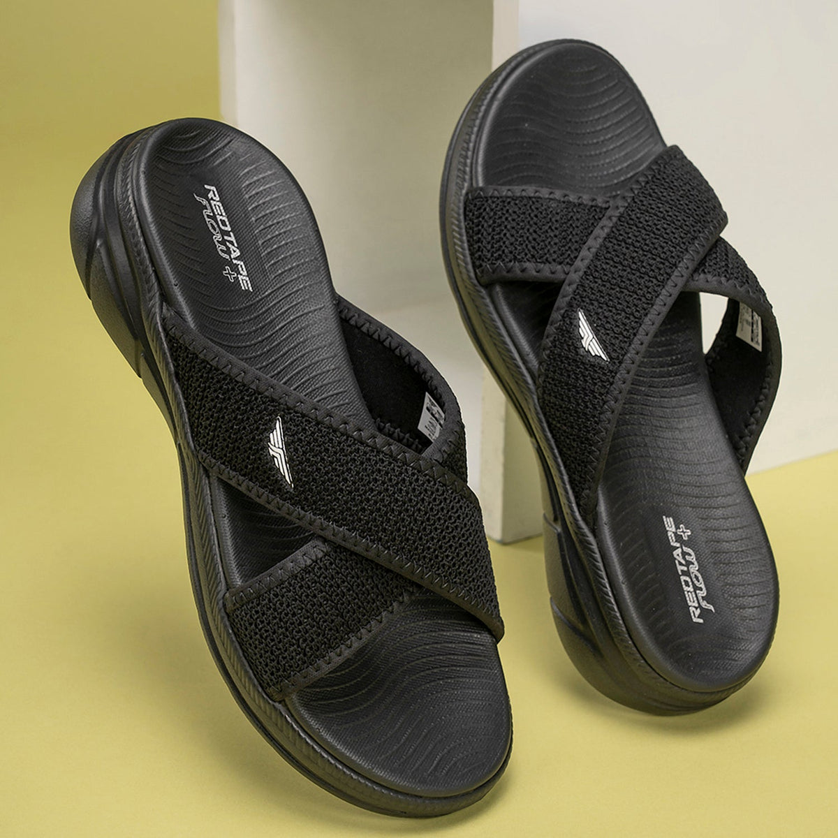 Sports Sandals for Women | Refined Round-Toe Shape with a Relaxing Slip-On Support - 6 / Black / 29.2*14.4*11.2