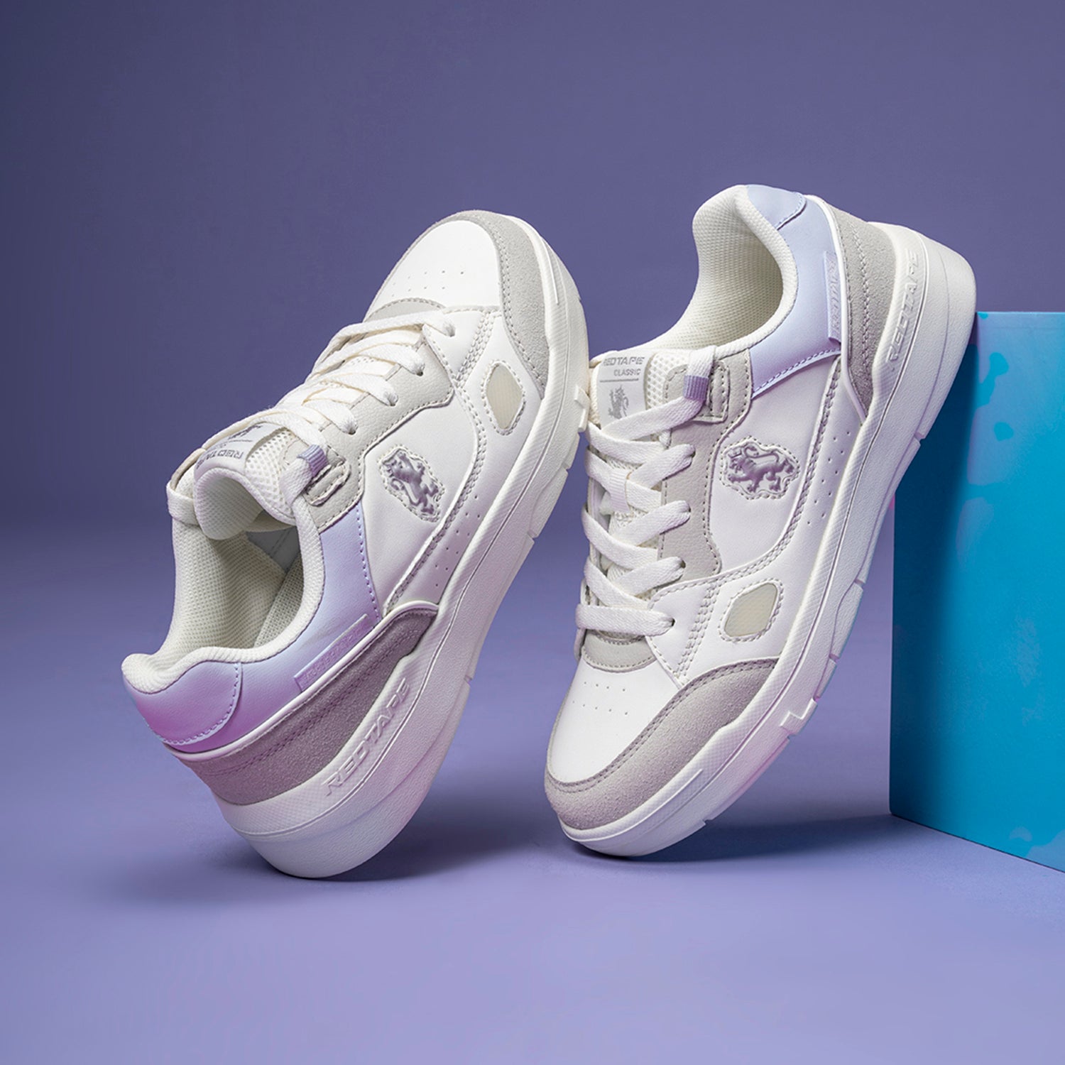 Ladies Platform Sneakers