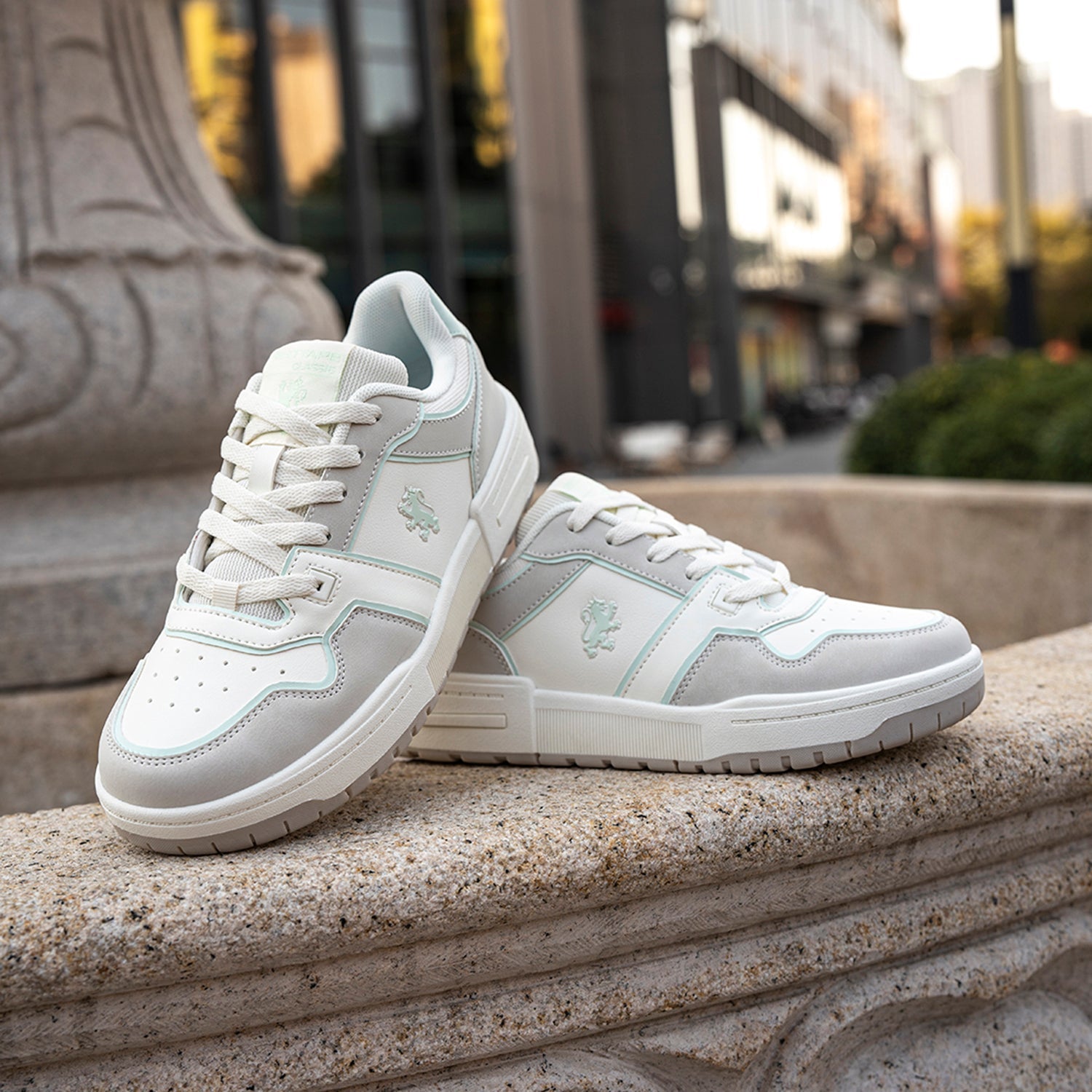 Off White Mint
