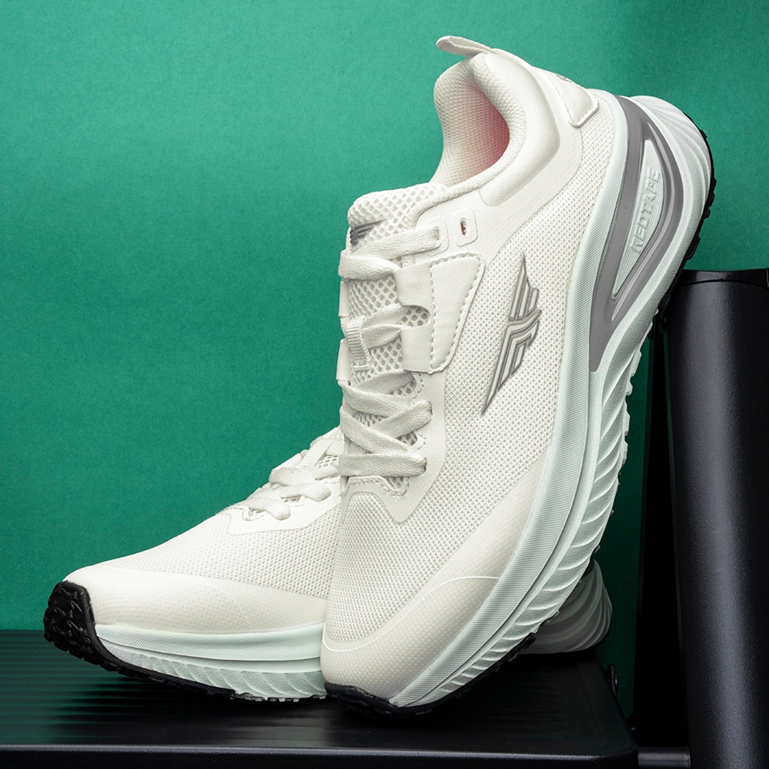 White/Mint