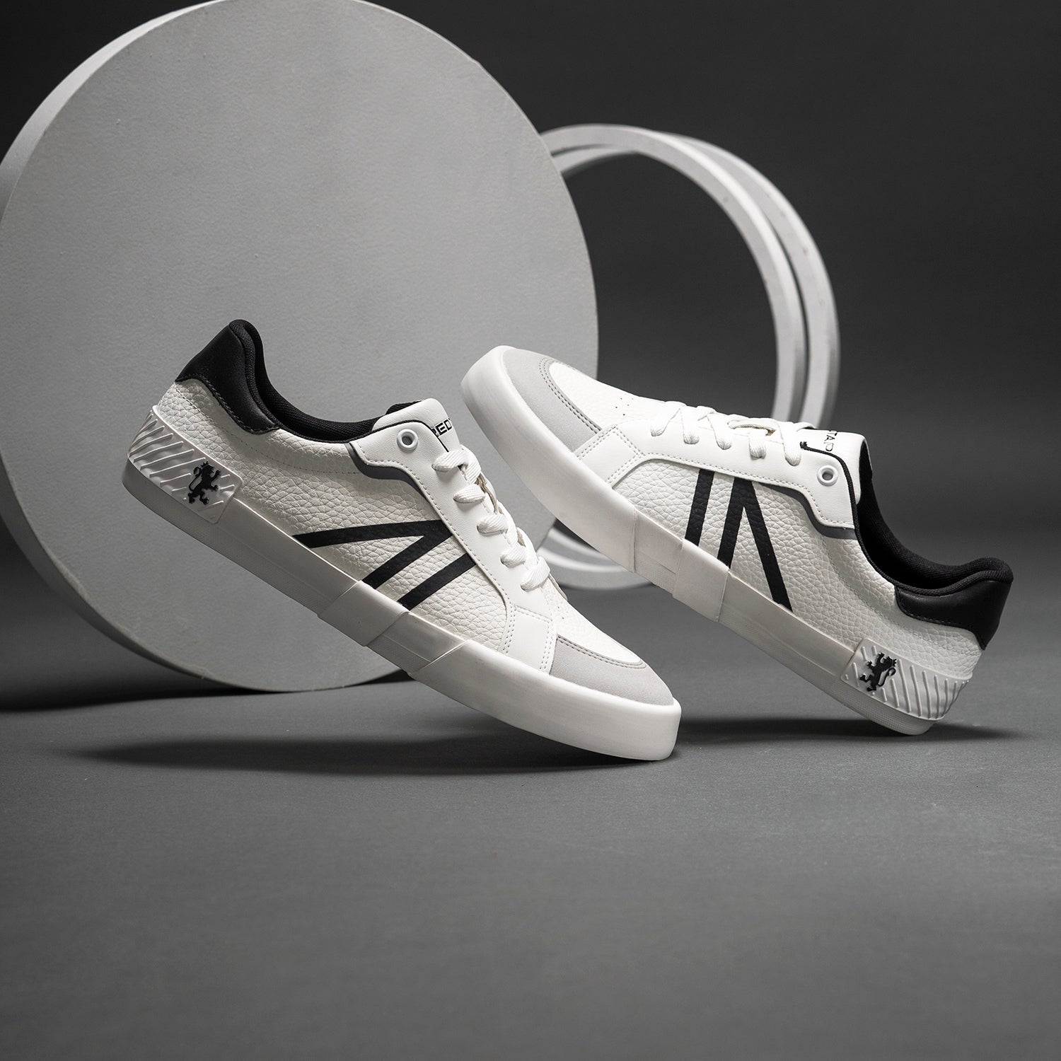 White/Black
