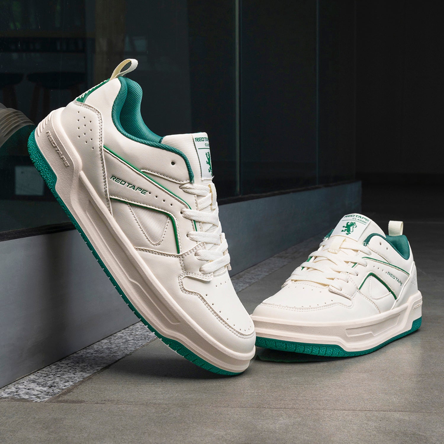 Beige/Green
