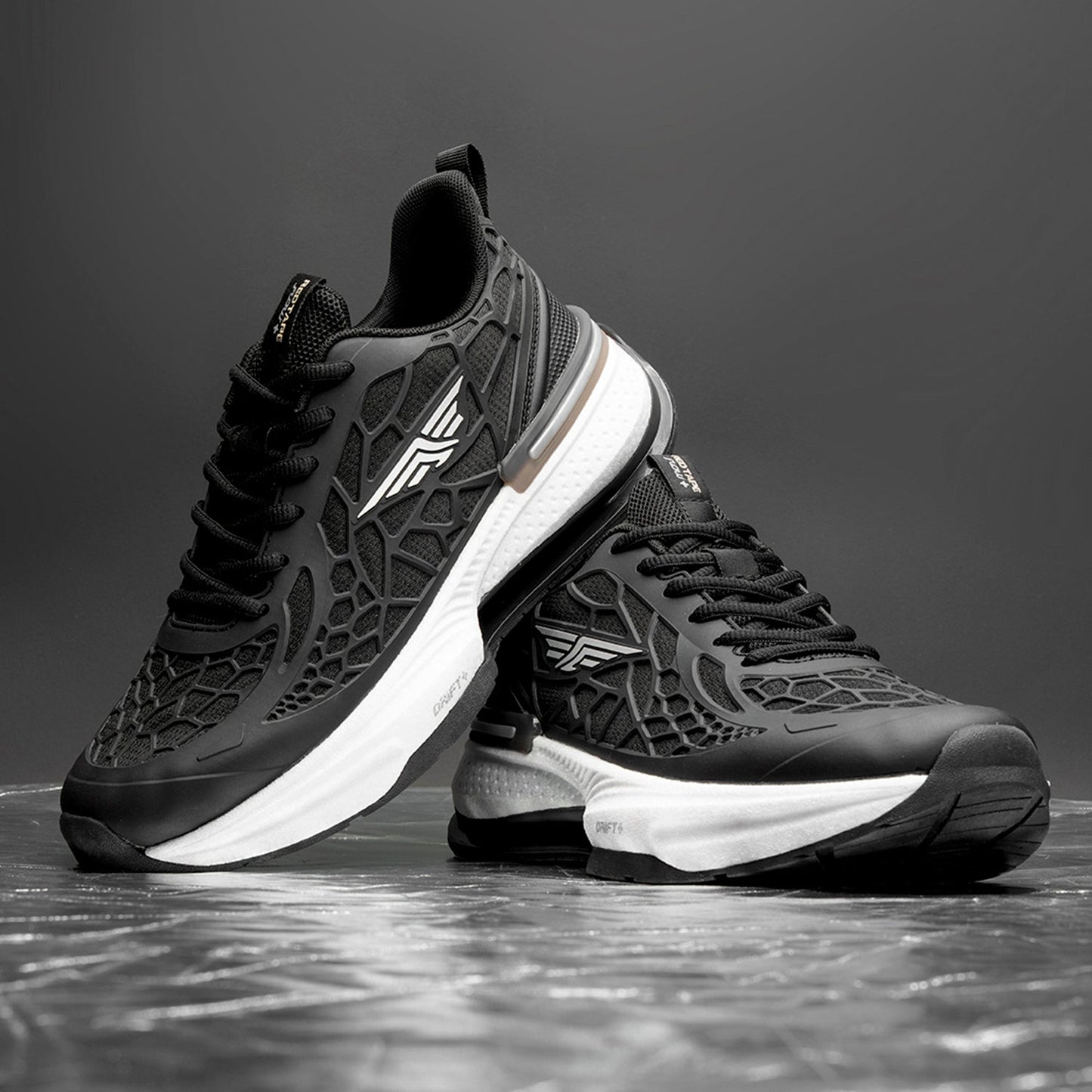 Men’s ETPU Athleisure Sports Shoes with Good Comfort