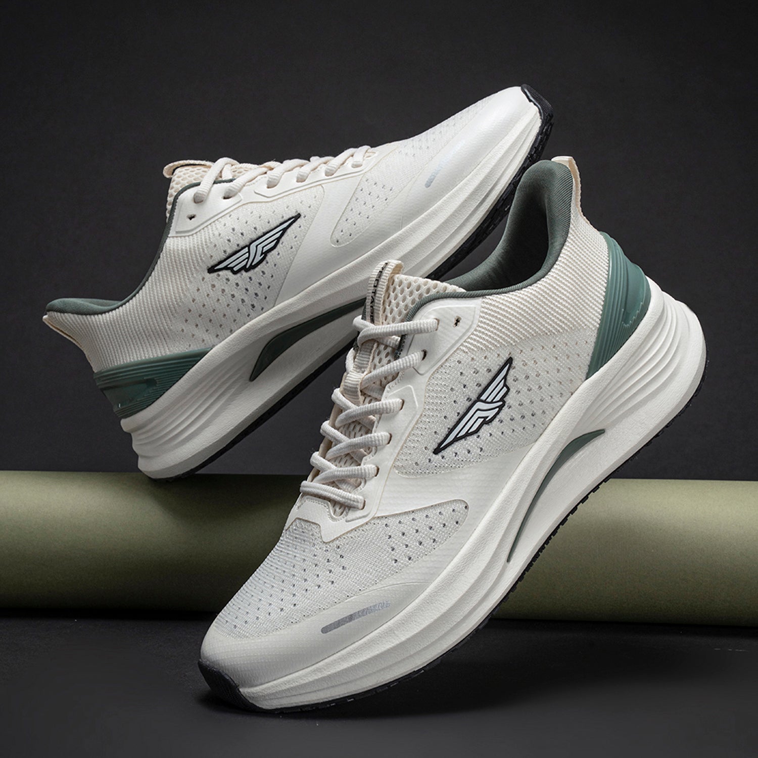 Off White/Green