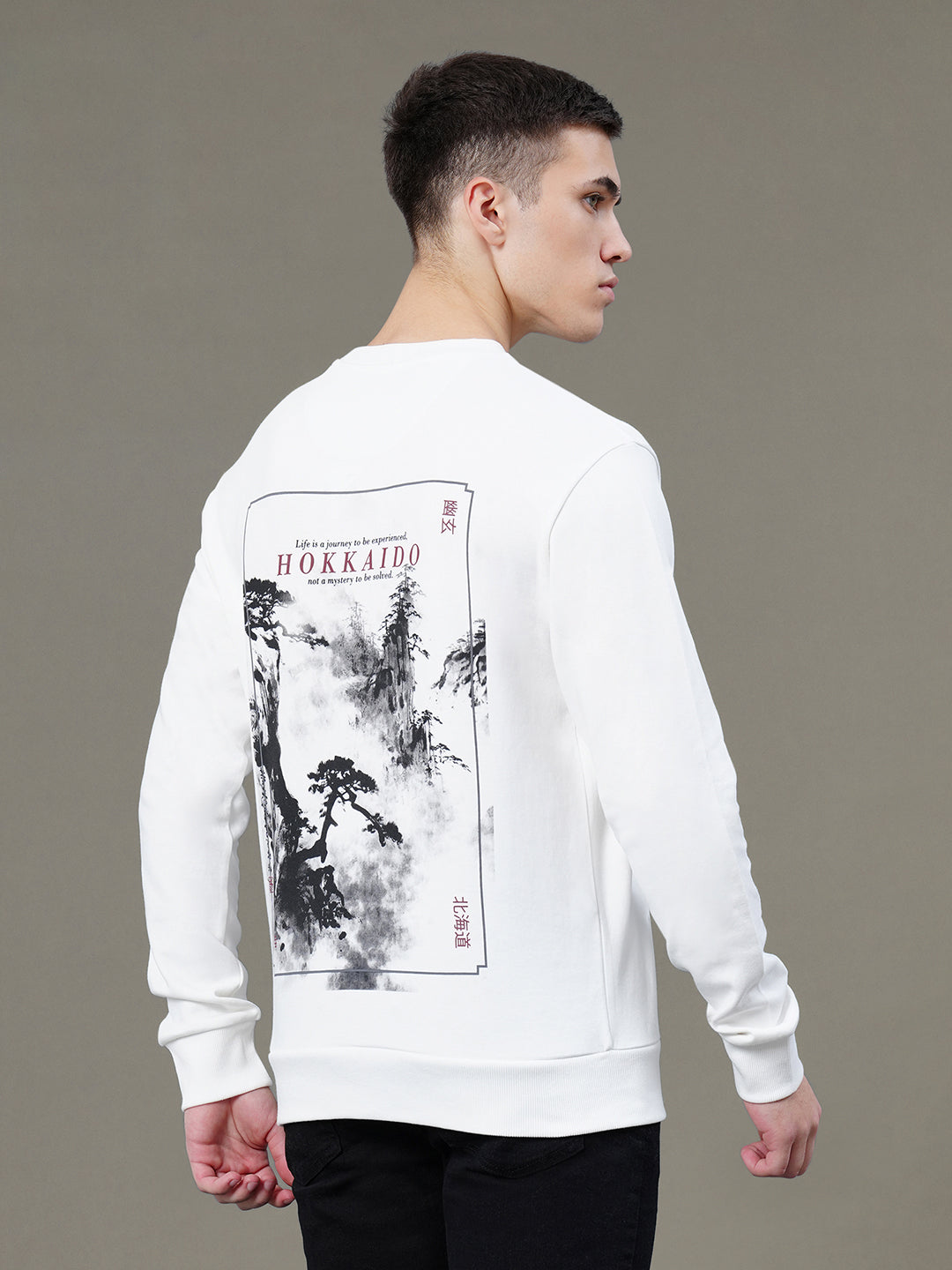 Off White

