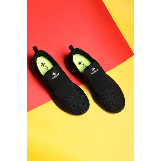 Bond Street by RedTape Men Black Walking Shoes