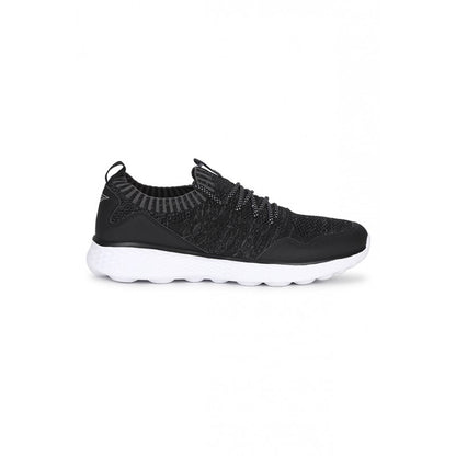 RedTape Men Black Walking Shoes