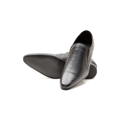 RedTape Men Black Slip On Shoes