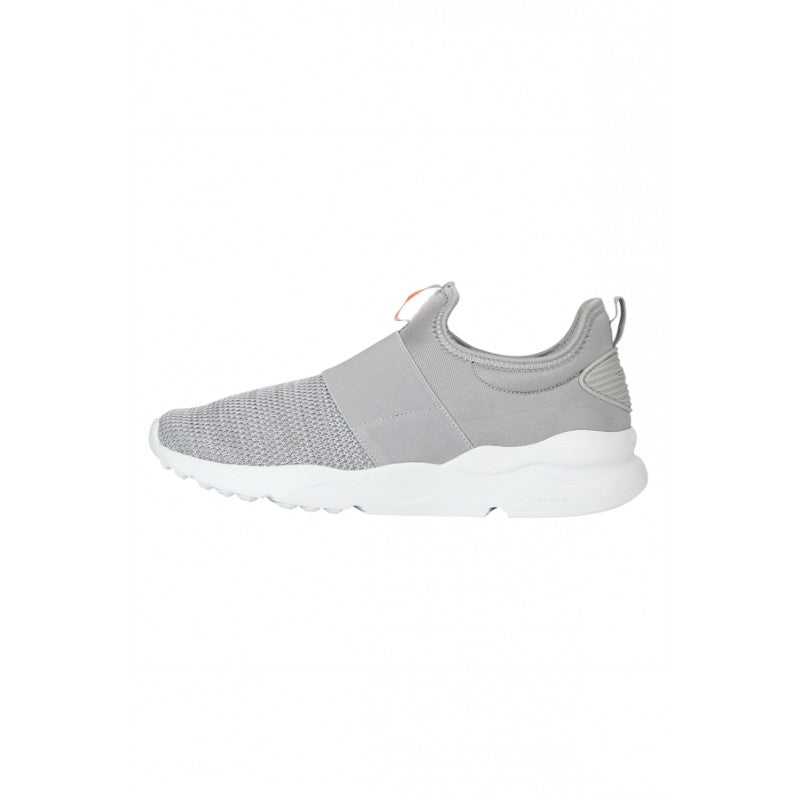 Men Light Grey Walking Shoes
