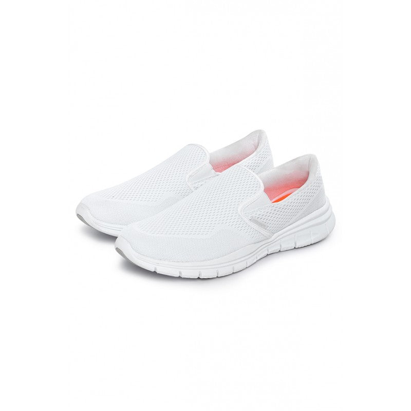 RedTape Men White Walking Shoes