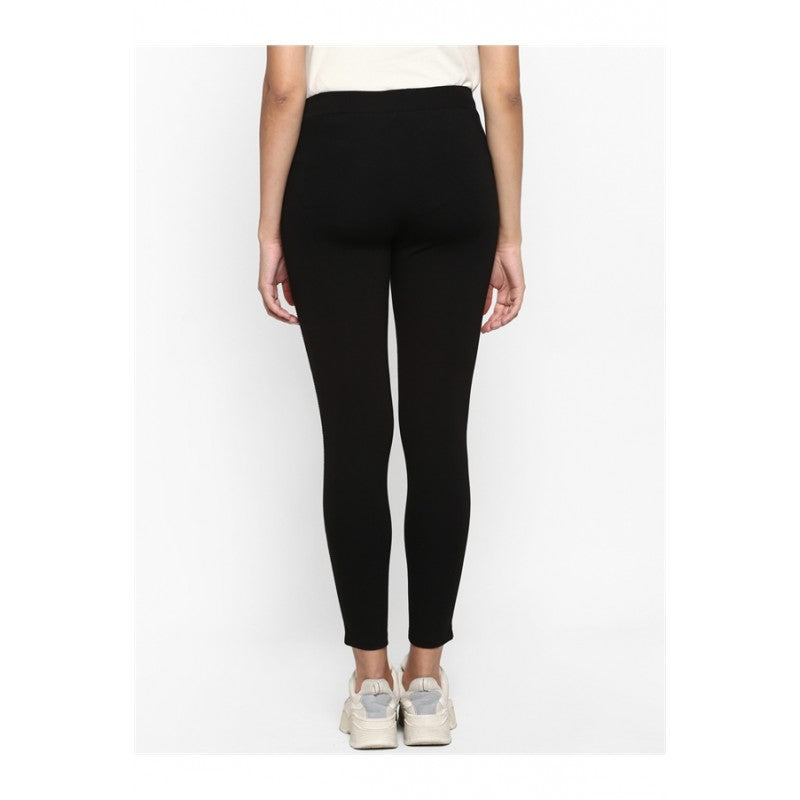 Women Black Jegging