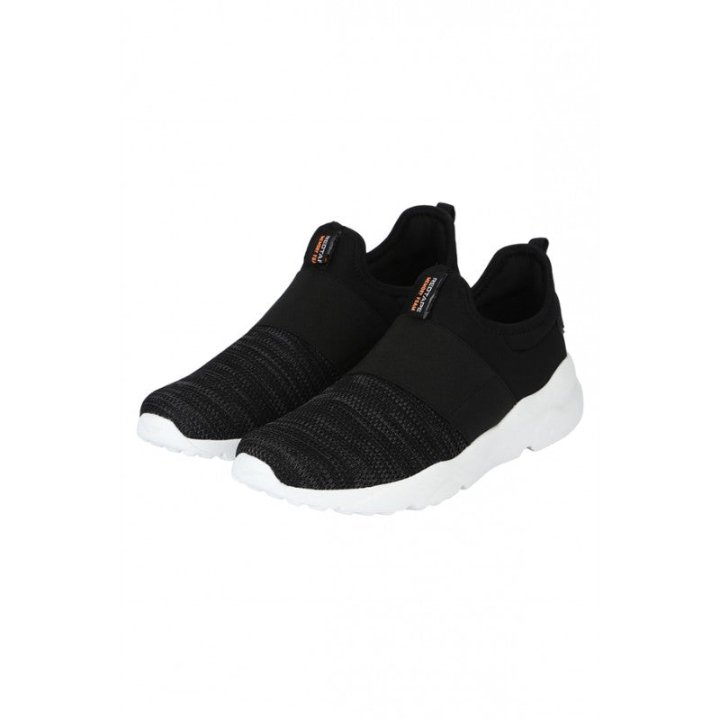 RedTape Men Black Walking Shoes