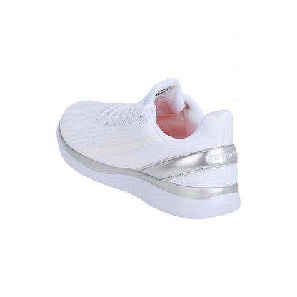 RedTape Men White Walking Shoes